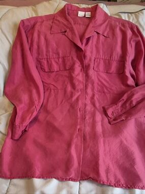 100 % Silk Pink Button-Up Blouse